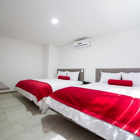 Hotel Med 70 Medellin Ngoại thất bức ảnh