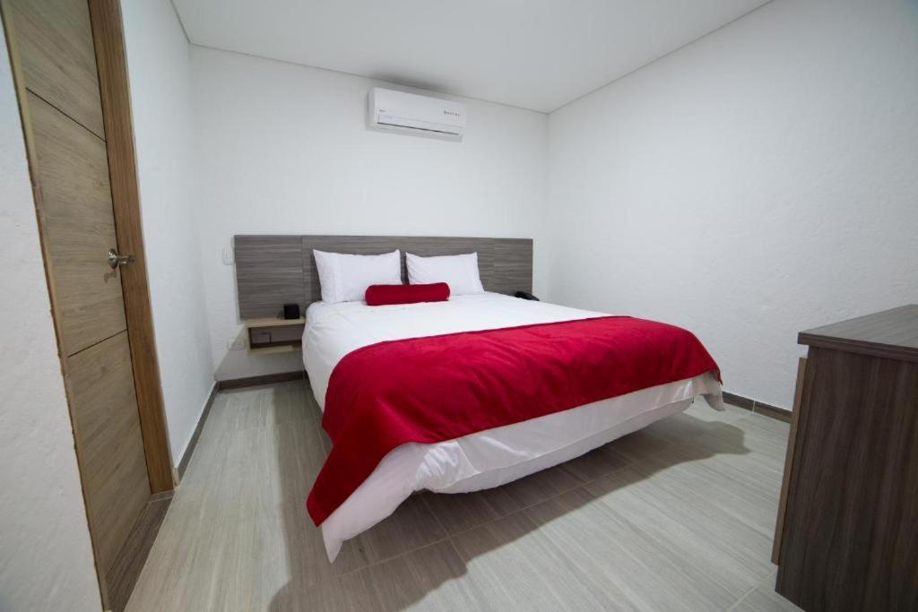 Hotel Med 70 Medellin Ngoại thất bức ảnh