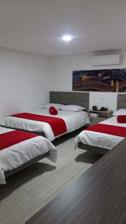 Hotel Med 70 Medellin Ngoại thất bức ảnh